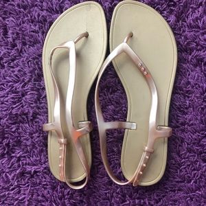 Old Navy Thong Sandals - Gold